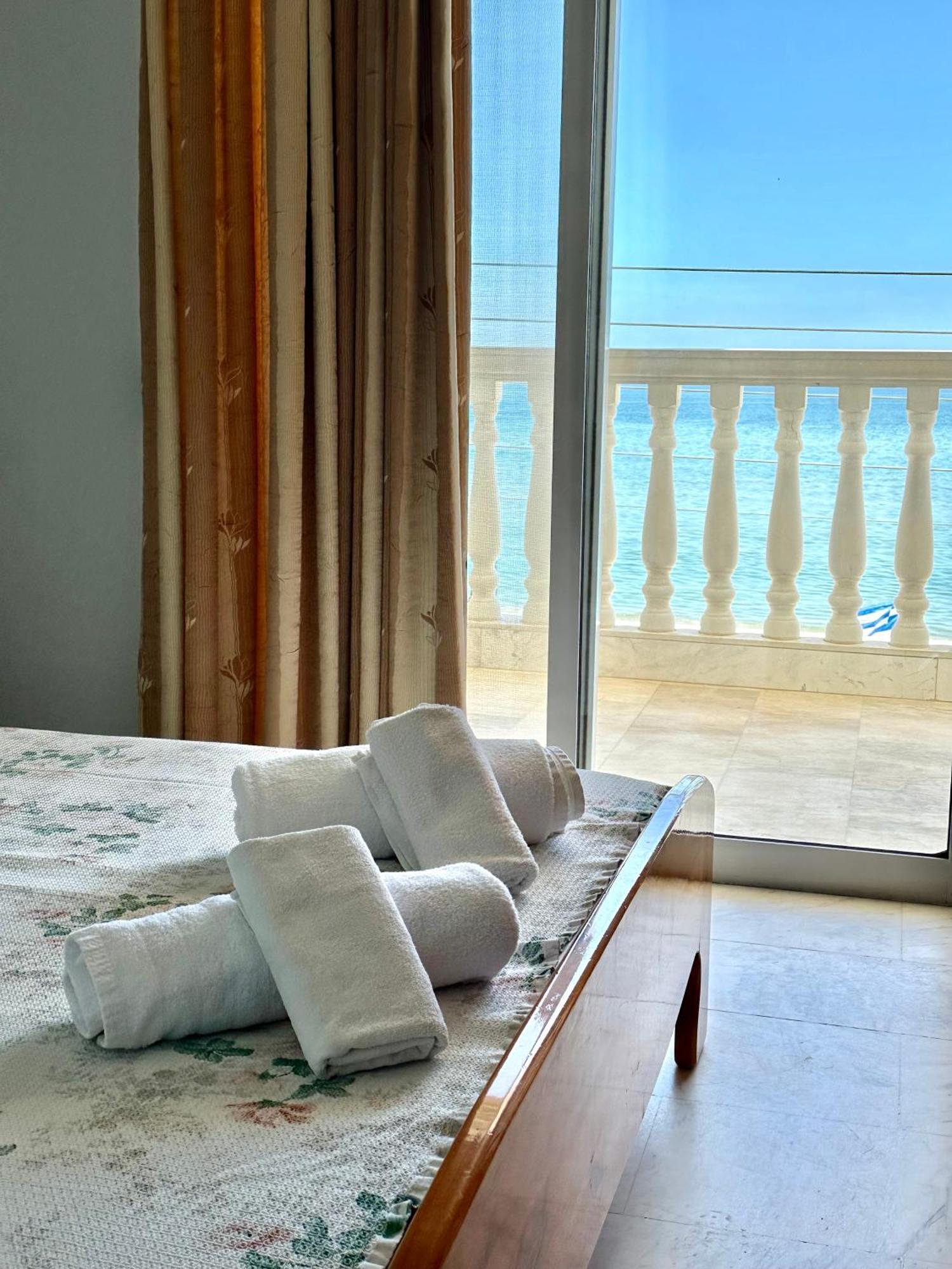 Olympic Beach Rooms Ngoại thất bức ảnh